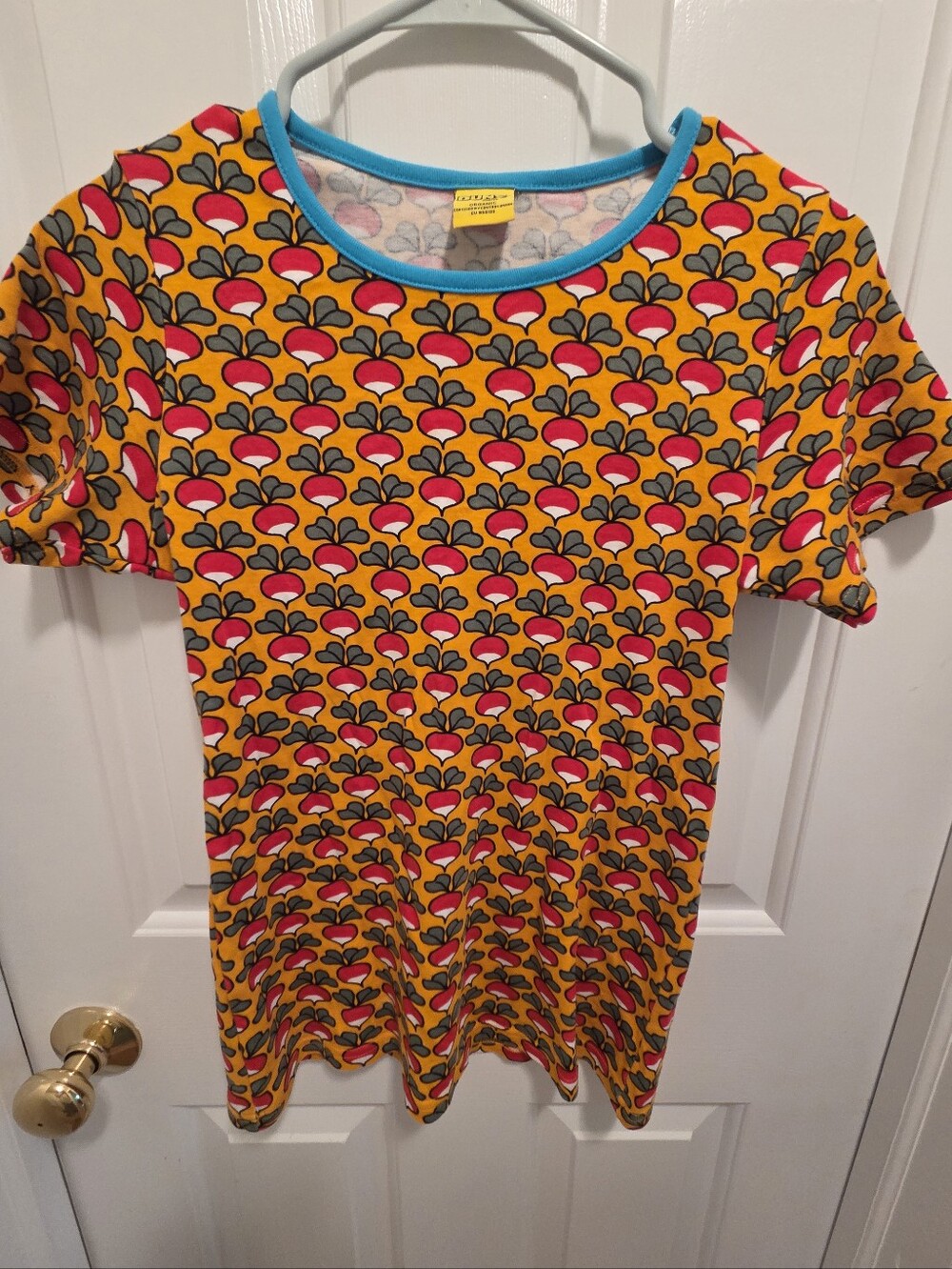 DUNS Sweden Women's Organic Cotton Radish Print Tee, Mustard Yellow, Size XS